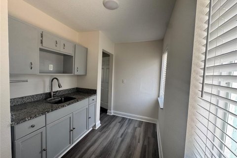 Apartamento en alquiler en Daytona Beach Shores, Florida, 41.81 m2 № 1901143 - foto 8