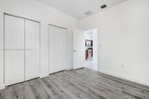 Villa ou maison à louer à Homestead, Floride: 3 chambres, 154.68 m2 № 2388041 - photo 25