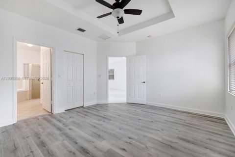 Villa ou maison à louer à Homestead, Floride: 3 chambres, 154.68 m2 № 2388041 - photo 28