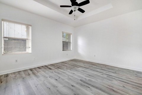 Villa ou maison à louer à Homestead, Floride: 3 chambres, 154.68 m2 № 2388041 - photo 26