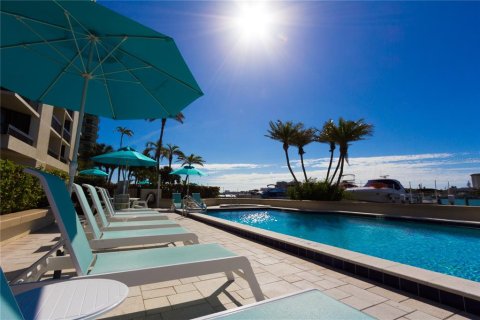 Condo in Clearwater, Florida, 1 bedroom  № 2386196 - photo 8