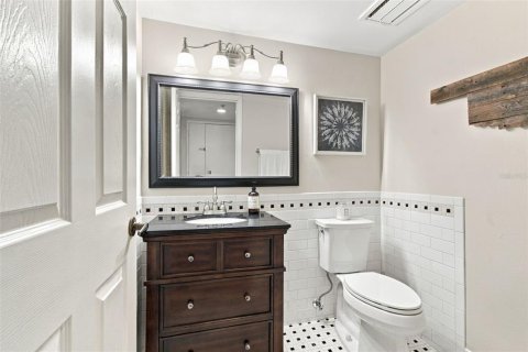 Condo in Clearwater, Florida, 1 bedroom  № 2386196 - photo 14