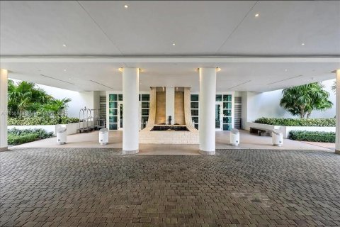 Condominio en venta en Miami, Florida, 3 dormitorios, 191.84 m2 № 1887165 - foto 30