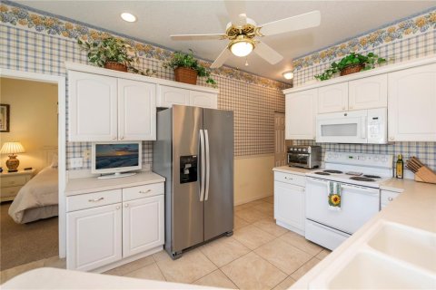 House in Port Charlotte, Florida 2 bedrooms, 126.72 sq.m. № 1517256 - photo 25