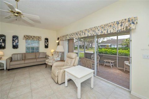 House in Port Charlotte, Florida 2 bedrooms, 126.72 sq.m. № 1517256 - photo 15