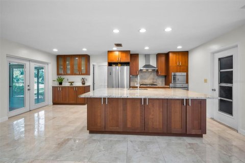 House in Palm Harbor, Florida 2 bedrooms, 125.42 sq.m. № 1838914 - photo 19