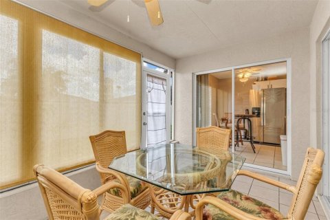 Villa ou maison à vendre à Punta Gorda, Floride: 2 chambres, 128.39 m2 № 2237318 - photo 21