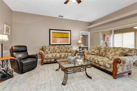 Villa ou maison à vendre à Punta Gorda, Floride: 2 chambres, 128.39 m2 № 2237318 - photo 3