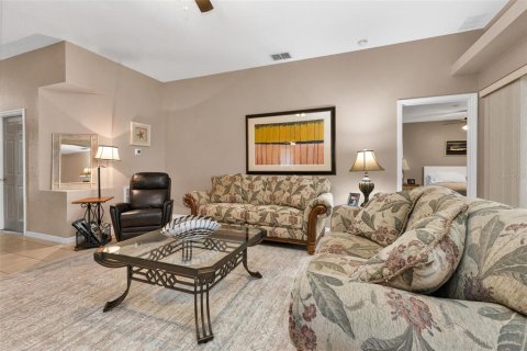Villa ou maison à vendre à Punta Gorda, Floride: 2 chambres, 128.39 m2 № 2237318 - photo 4