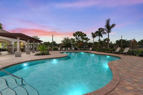 Adosado en alquiler en Port St. Lucie, Florida, 3 dormitorios, 157 m2 № 2009577 - foto 3