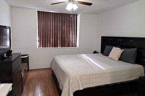 Copropriété à louer à Miramar, Floride: 2 chambres, 91.32 m2 № 1966821 - photo 8