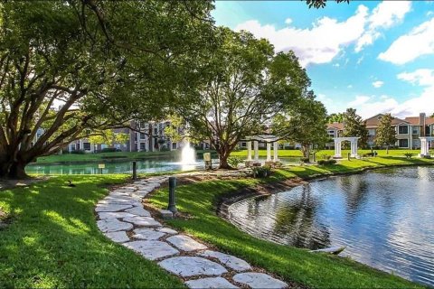 Condo in Orlando, Florida, 1 bedroom  № 1670718 - photo 3