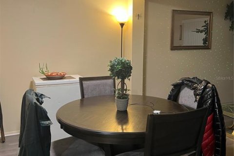 Immobilier commercial à vendre à Orlando, Floride: 3 chambres, 116.31 m2 № 1918463 - photo 7