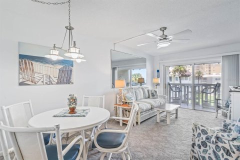 Condo in New Smyrna Beach, Florida, 1 bedroom  № 1437909 - photo 6