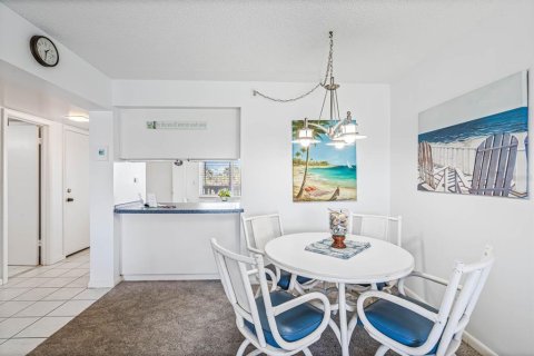 Condo in New Smyrna Beach, Florida, 1 bedroom  № 1437909 - photo 7