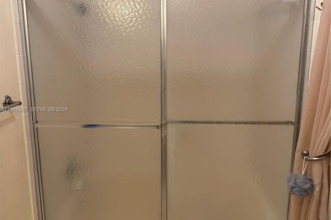 Купить виллу или дом в Майами, Флорида 4 спальни, 188.78м2, № 2050440 - фото 7