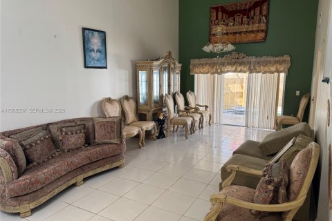 Купить виллу или дом в Майами, Флорида 4 спальни, 188.78м2, № 2050440 - фото 4