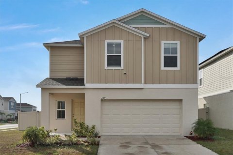 Casa en Haines City, Florida 4 dormitorios, 206.8 m2 № 2140666