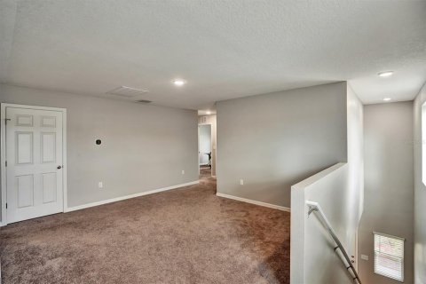 Villa ou maison à vendre à Haines City, Floride: 4 chambres, 206.8 m2 № 2140666 - photo 6
