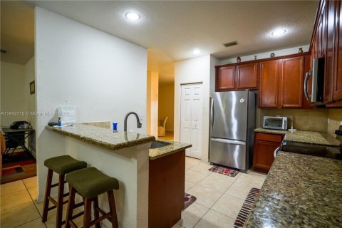 Casa en venta en West Palm Beach, Florida, 3 dormitorios, 157.84 m2 № 1836421 - foto 13