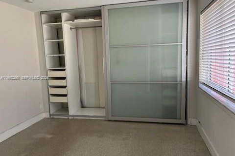 Снять в аренду виллу или дом в Уилтон-Мэнорс, Флорида 2 спальни, № 2025296 - фото 6