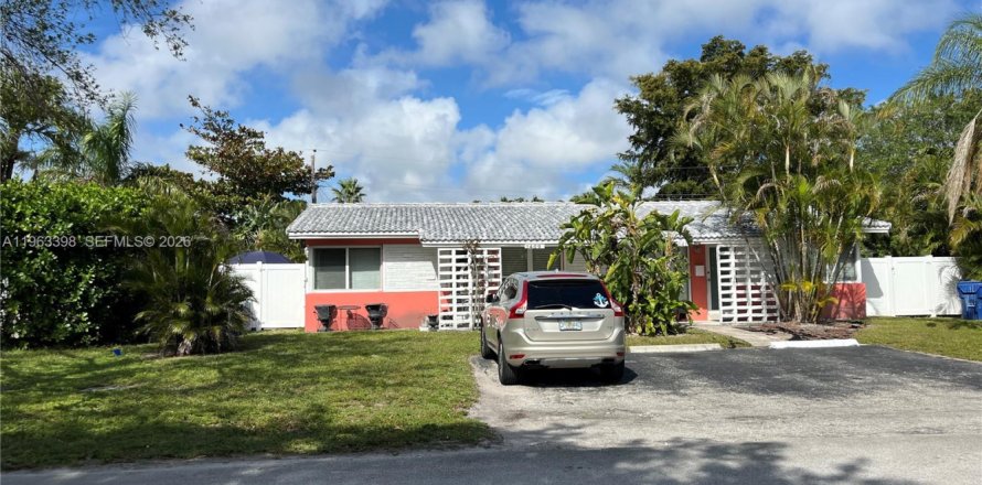 Дом в Уилтон-Мэнорс, Флорида 2 спальни № 2025296