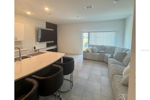 Adosado en alquiler en Kissimmee, Florida, 3 dormitorios, 130.71 m2 № 1767547 - foto 4