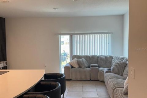 Adosado en alquiler en Kissimmee, Florida, 3 dormitorios, 130.71 m2 № 1767547 - foto 6
