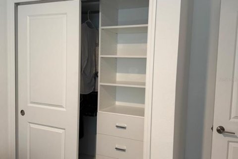 Adosado en alquiler en Kissimmee, Florida, 3 dormitorios, 130.71 m2 № 1767547 - foto 11