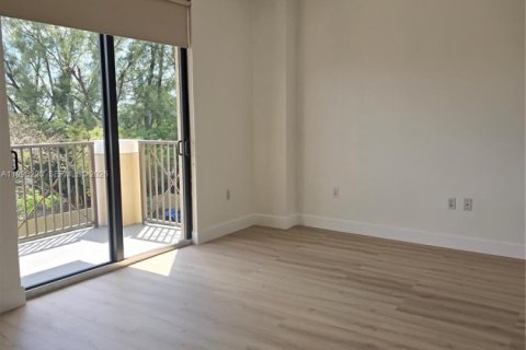 Снять в аренду кондоминиум в Майами, Флорида 2 спальни, 84.91м2, № 2057355 - фото 4