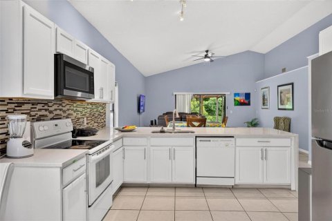 Villa ou maison à vendre à Orlando, Floride: 4 chambres, 189.33 m2 № 2406645 - photo 15