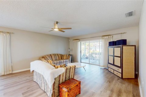 House in Sarasota, Florida 2 bedrooms, 140.84 sq.m. № 1723434 - photo 3
