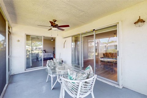 House in Sarasota, Florida 2 bedrooms, 140.84 sq.m. № 1723434 - photo 23