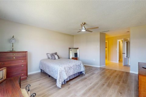 House in Sarasota, Florida 2 bedrooms, 140.84 sq.m. № 1723434 - photo 18