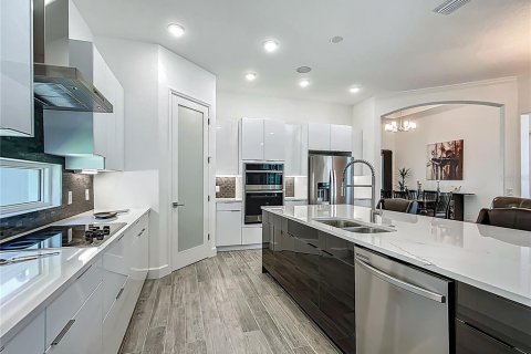 Villa ou maison à vendre à Davenport, Floride: 3 chambres, 212.19 m2 № 1723447 - photo 4