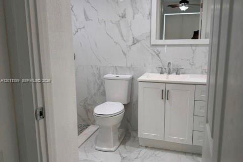 Condo in Miami, Florida, 2 bedrooms  № 2075174 - photo 13