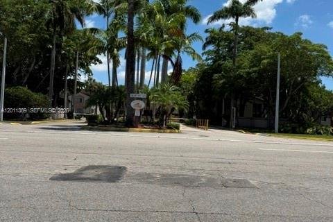 Condo in Miami, Florida, 2 bedrooms № 2075174