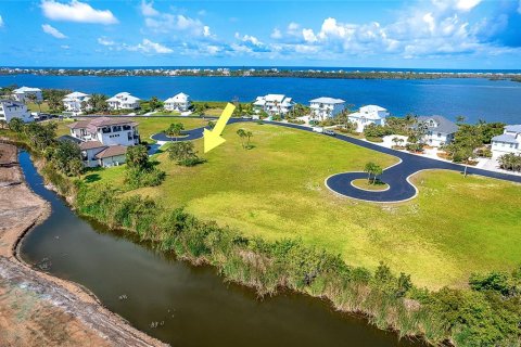 Terreno en venta en Englewood, Florida № 1543928 - foto 4