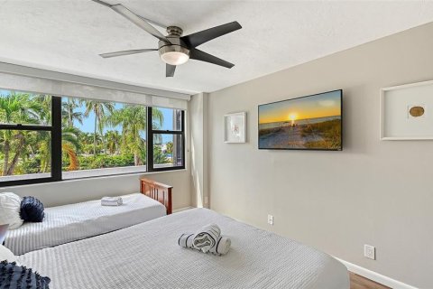Condo in Sarasota, Florida, 2 bedrooms № 2396001 - photo 19