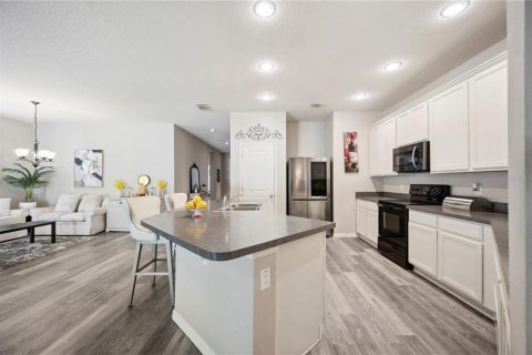 House in Mulberry, Florida 4 bedrooms, 184.23 sq.m. № 1740573 - photo 9