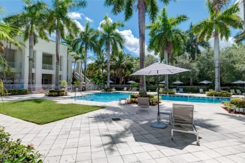 Condo in Doral, Florida, 1 bedroom  № 442077 - photo 14
