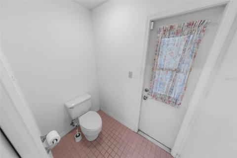 House in Ponce Inlet, Florida 3 bedrooms, 197.6 sq.m. № 2111984 - photo 28