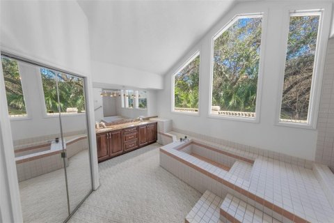 House in Ponce Inlet, Florida 3 bedrooms, 197.6 sq.m. № 2111984 - photo 24