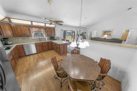 House in Ponce Inlet, Florida 3 bedrooms, 197.6 sq.m. № 2111984 - photo 7