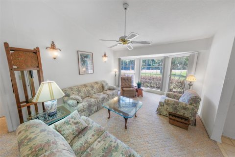 House in Ponce Inlet, Florida 3 bedrooms, 197.6 sq.m. № 2111984 - photo 12