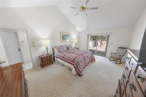 House in Ponce Inlet, Florida 3 bedrooms, 197.6 sq.m. № 2111984 - photo 21