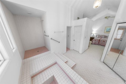 House in Ponce Inlet, Florida 3 bedrooms, 197.6 sq.m. № 2111984 - photo 27