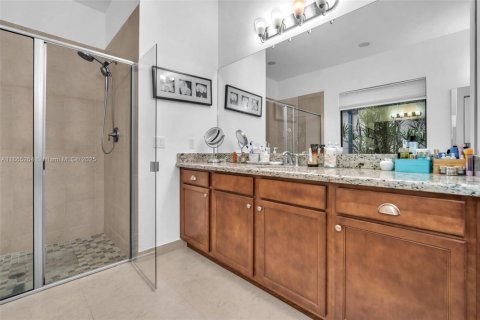 Villa ou maison à louer à Pembroke Pines, Floride: 3 chambres, 224.92 m2 № 1894259 - photo 19