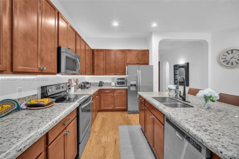 Villa ou maison à louer à Pembroke Pines, Floride: 3 chambres, 224.92 m2 № 1894259 - photo 13