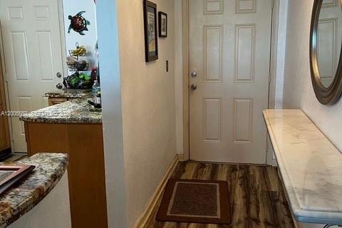 Copropriété à louer à Miami, Floride: 2 chambres, 105.91 m2 № 2072051 - photo 7